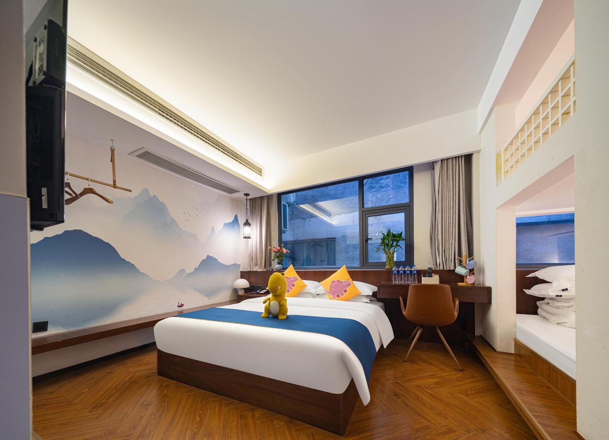 Hotel 張家界武陵源北岸輕奢客棧 森林公園店 Zhangjiajie Esterno foto