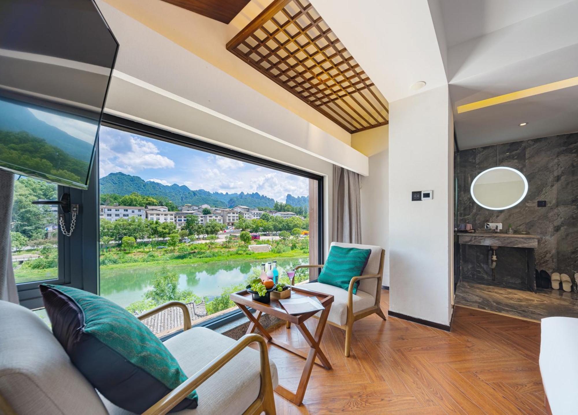 Hotel 張家界武陵源北岸輕奢客棧 森林公園店 Zhangjiajie Esterno foto