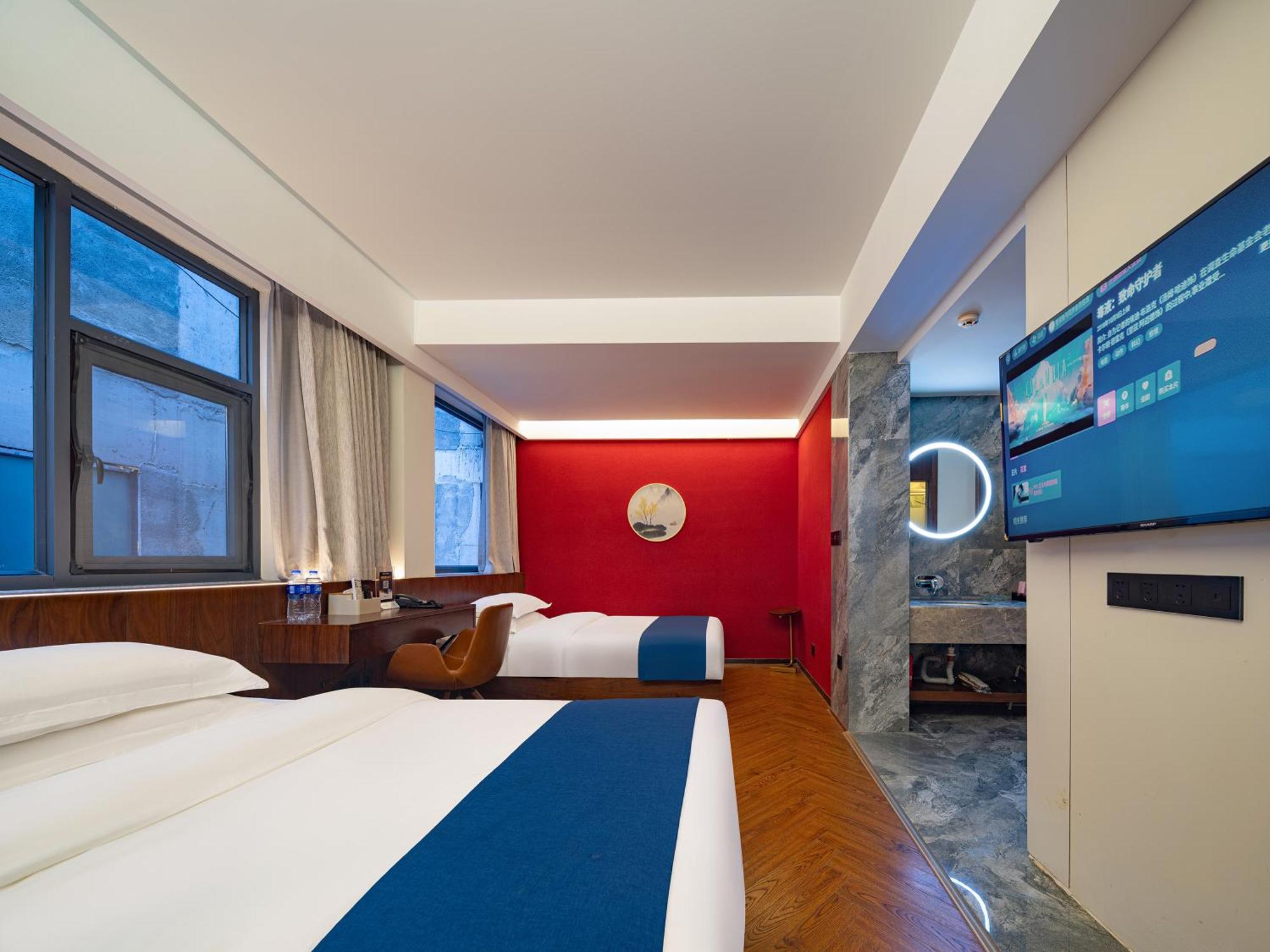 Hotel 張家界武陵源北岸輕奢客棧 森林公園店 Zhangjiajie Esterno foto